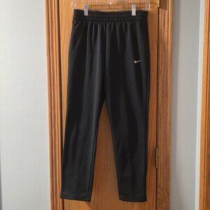 Nike Boys’ Joggers – Size L